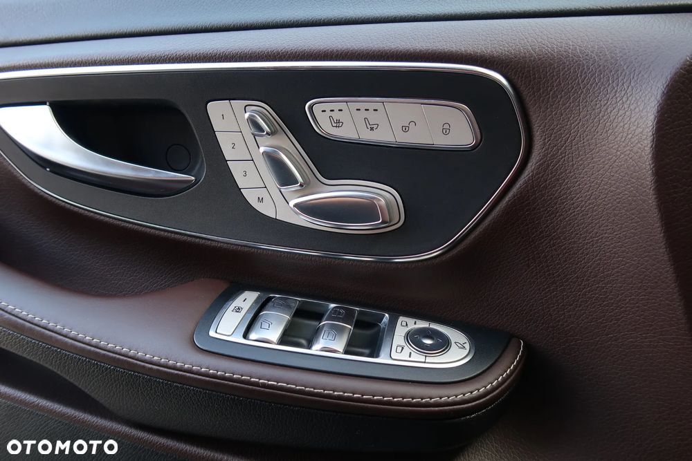 Mercedes-Benz Klasa V 250 d 4-Matic Avantgarde 7G-Tronic (ekstra d³) - 30