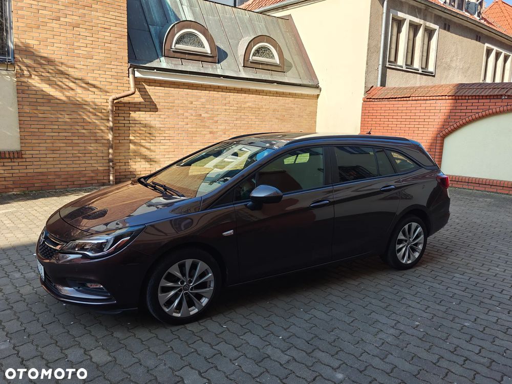 Opel Astra 1.6 CDTI Sport - 37