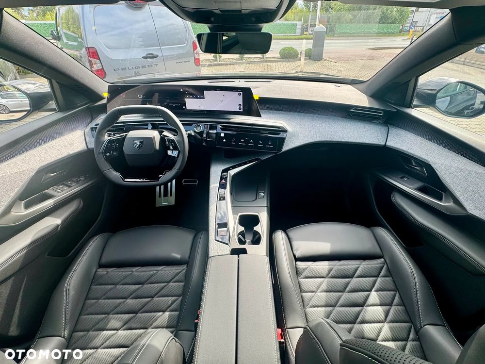 Peugeot 5008 1.2 PureTech mHEV GT Exclusive S&S e-DCS6 - 11