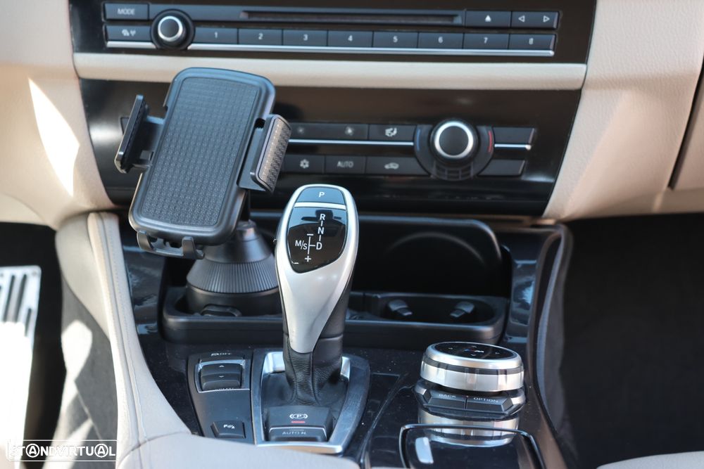 BMW 525 d Auto - 11