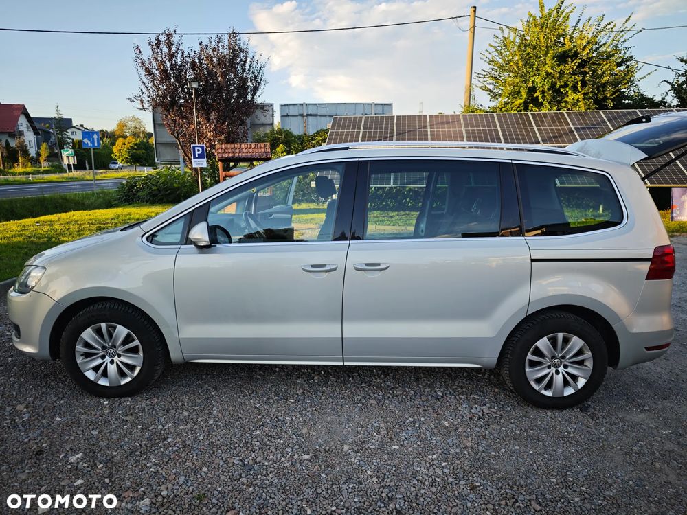 Volkswagen Sharan 2.0 TDI Comfortline DSG - 4