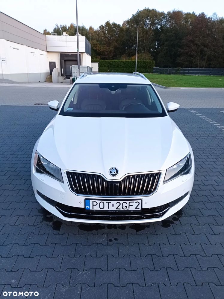 Skoda Superb 2.0 TDI Style - 4