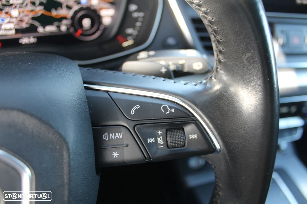 Audi Q5 2.0 TDI quattro Design S-tronic - 18