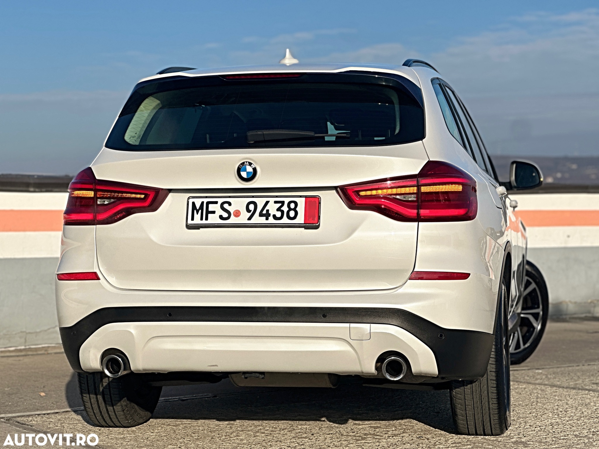 BMW X3 xDrive20d AT Luxury Line - 26