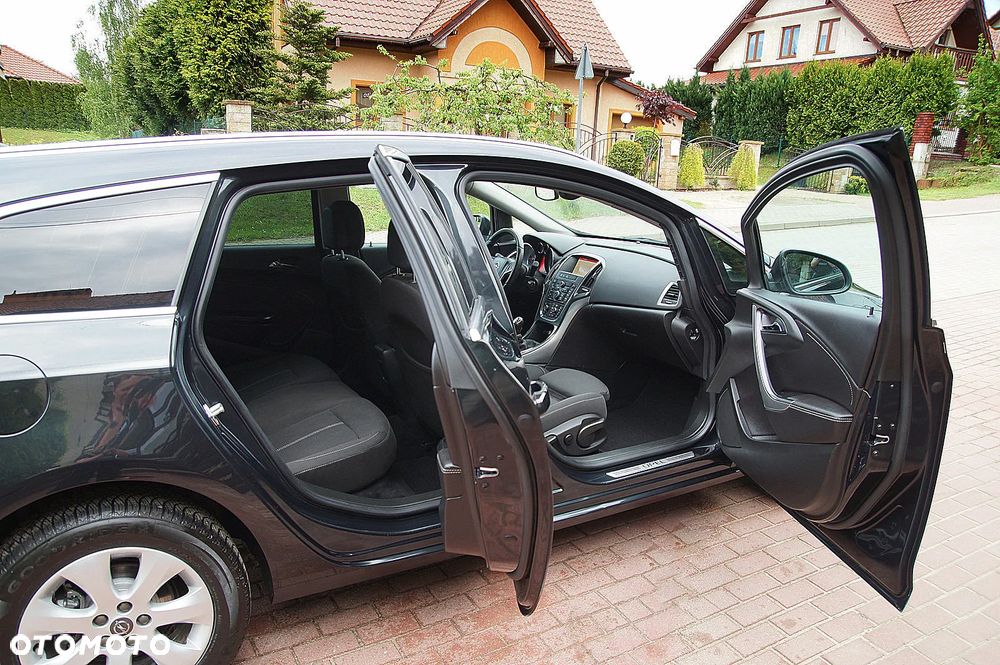 Opel Astra 1.4 T Cosmo S&S - 20