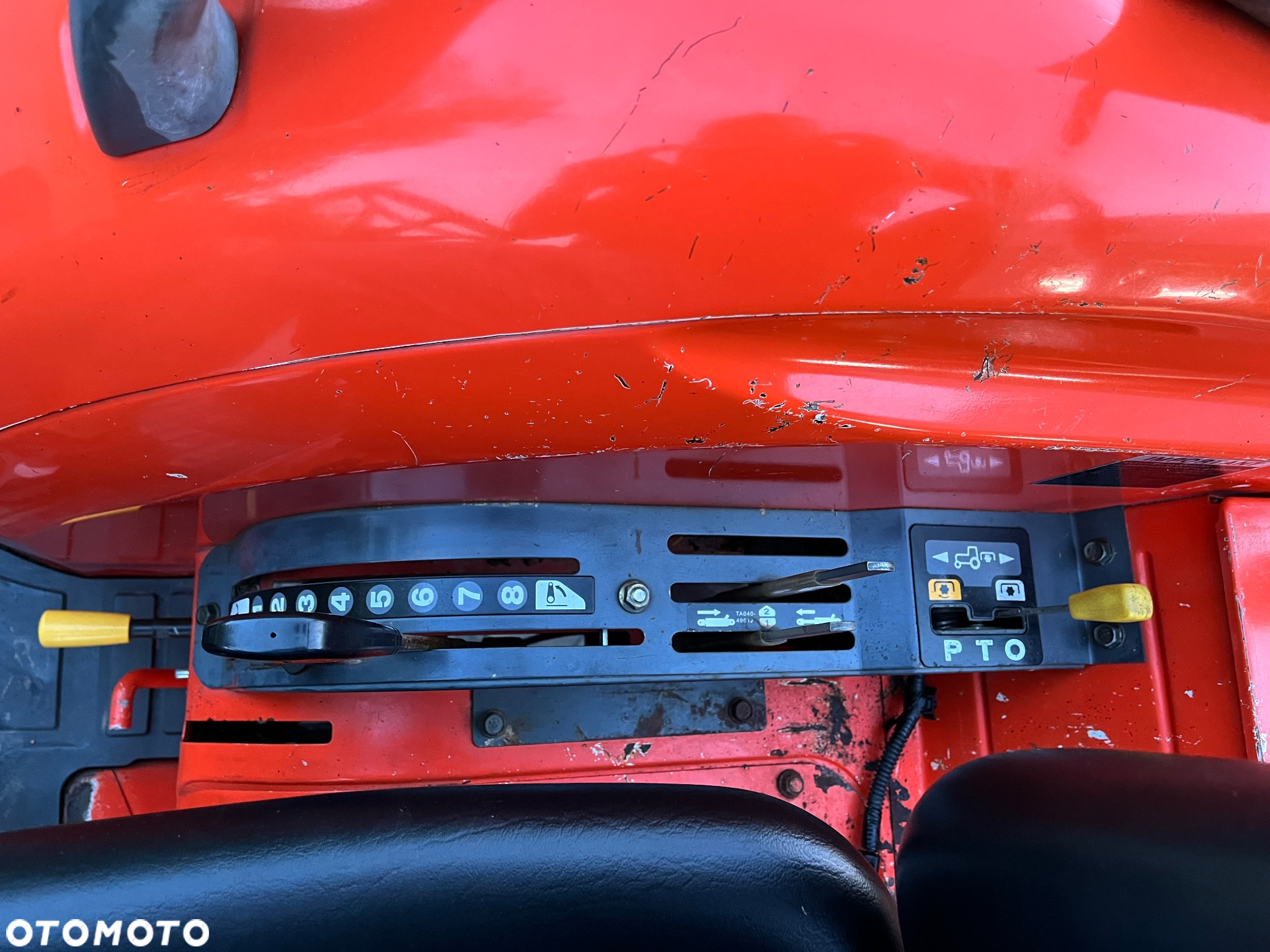 Kubota L3830 - 10