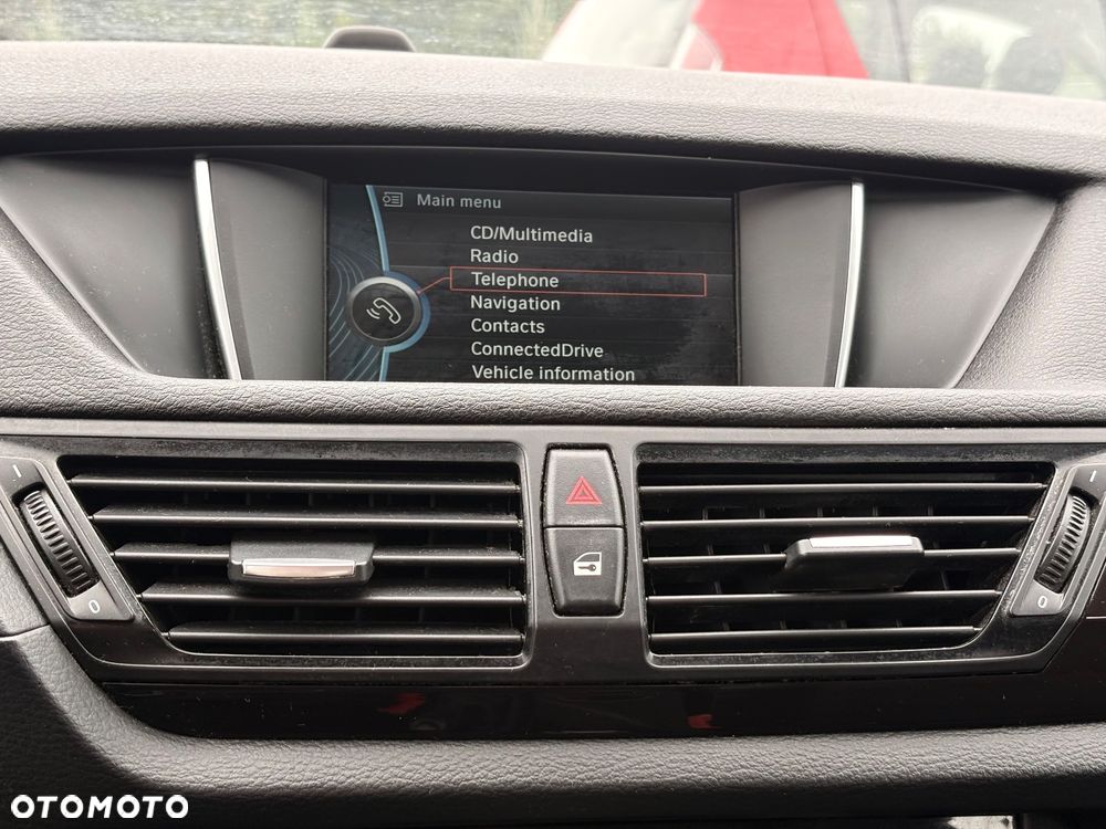 BMW X1 sDrive18d - 24