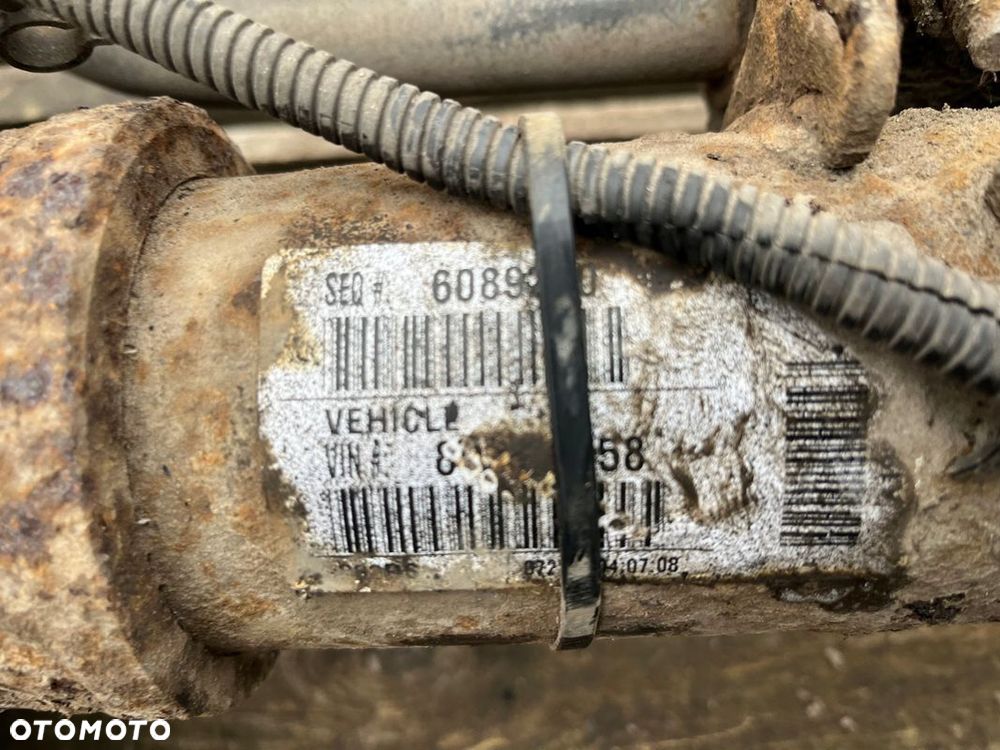 DODGE NITRO 2.8CRD AUTOMAT MOST TYŁ BDB STAN - 9