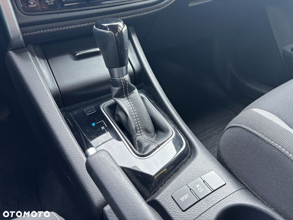 Toyota Auris 1.6 Premium MS - 15