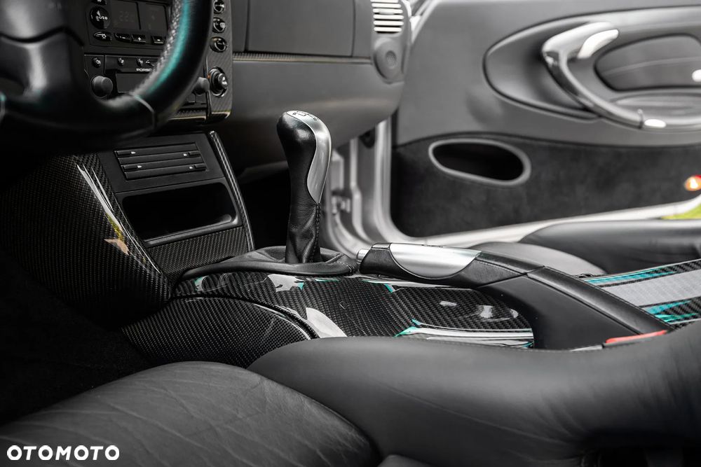 Porsche 911 GT2 - 19