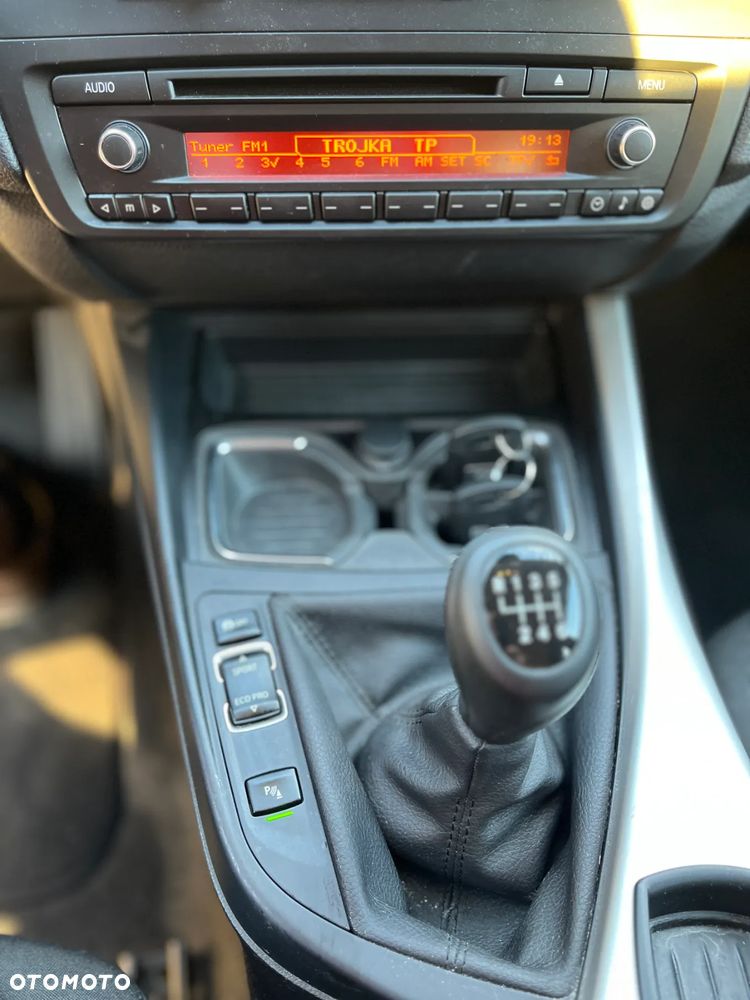 BMW Seria 1 116i - 11