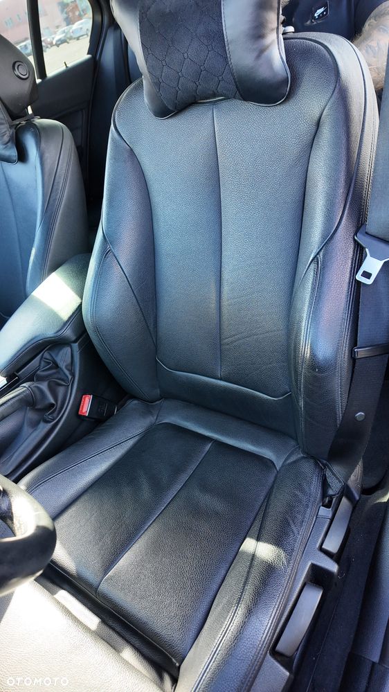 BMW Seria 3 - 35