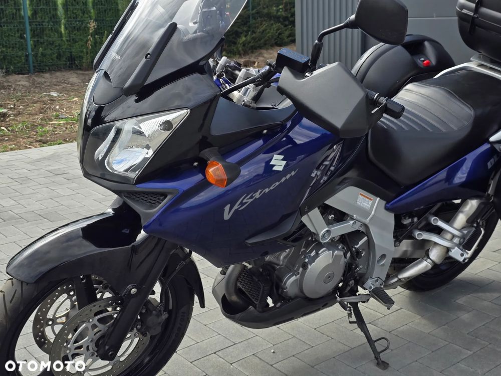 Suzuki DL - 6