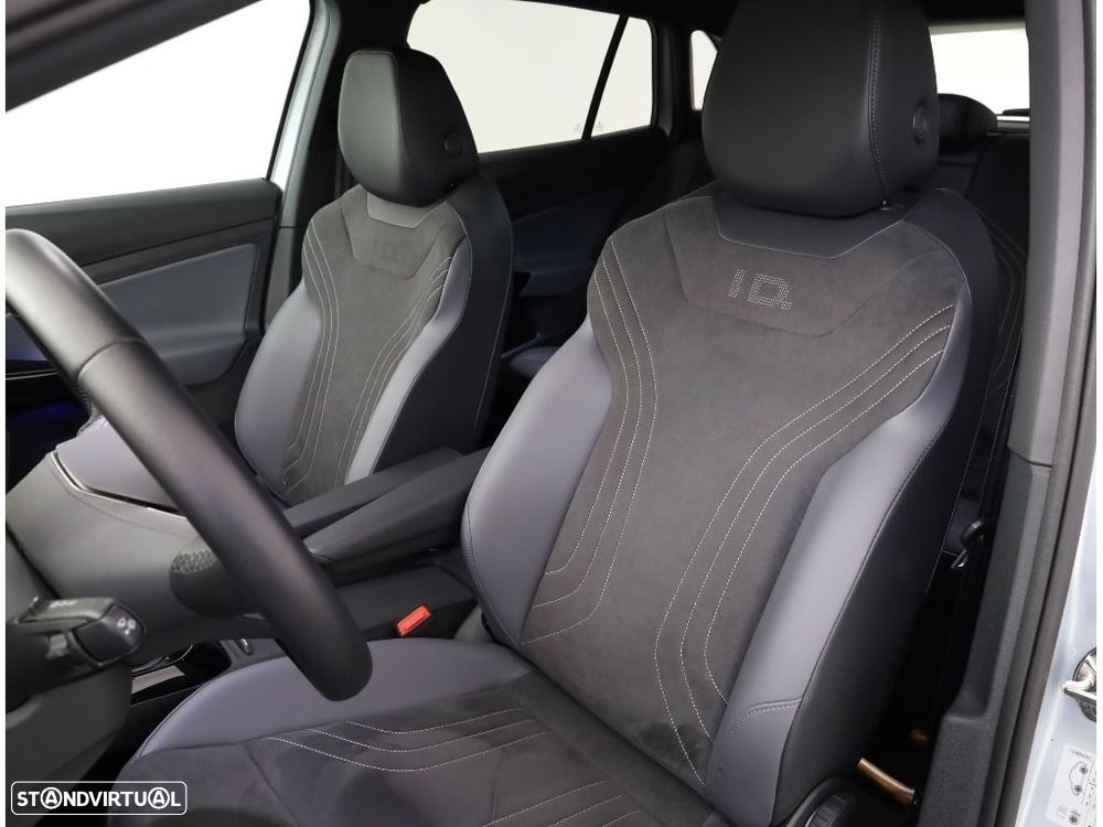 VW ID.4 77 kWh Pro Black Style - 24