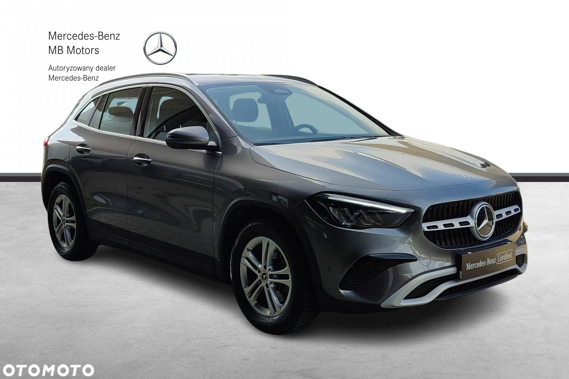 Mercedes-Benz GLA - 7
