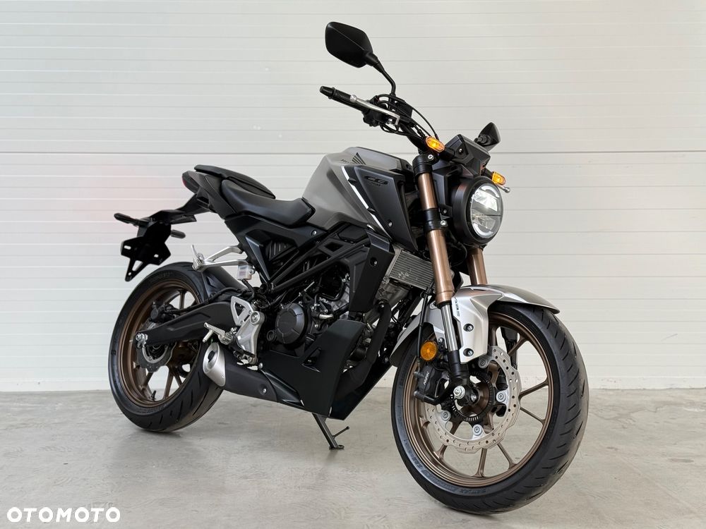 Honda CB - 2