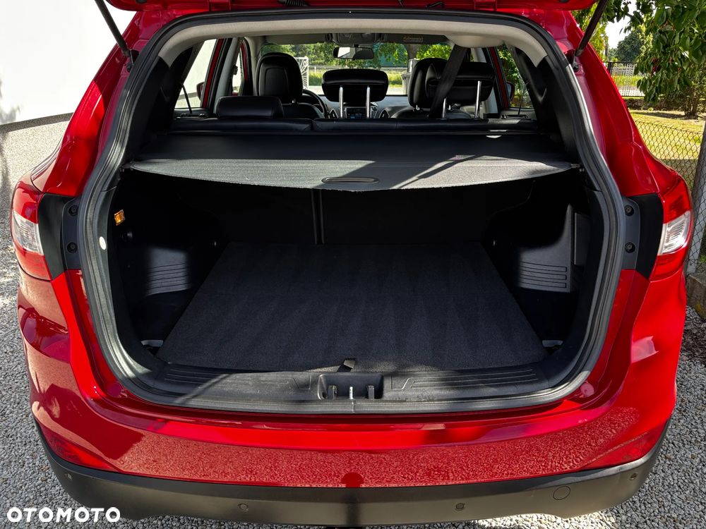 Hyundai ix35 1.6 2WD Fifa World Cup Edition - 16