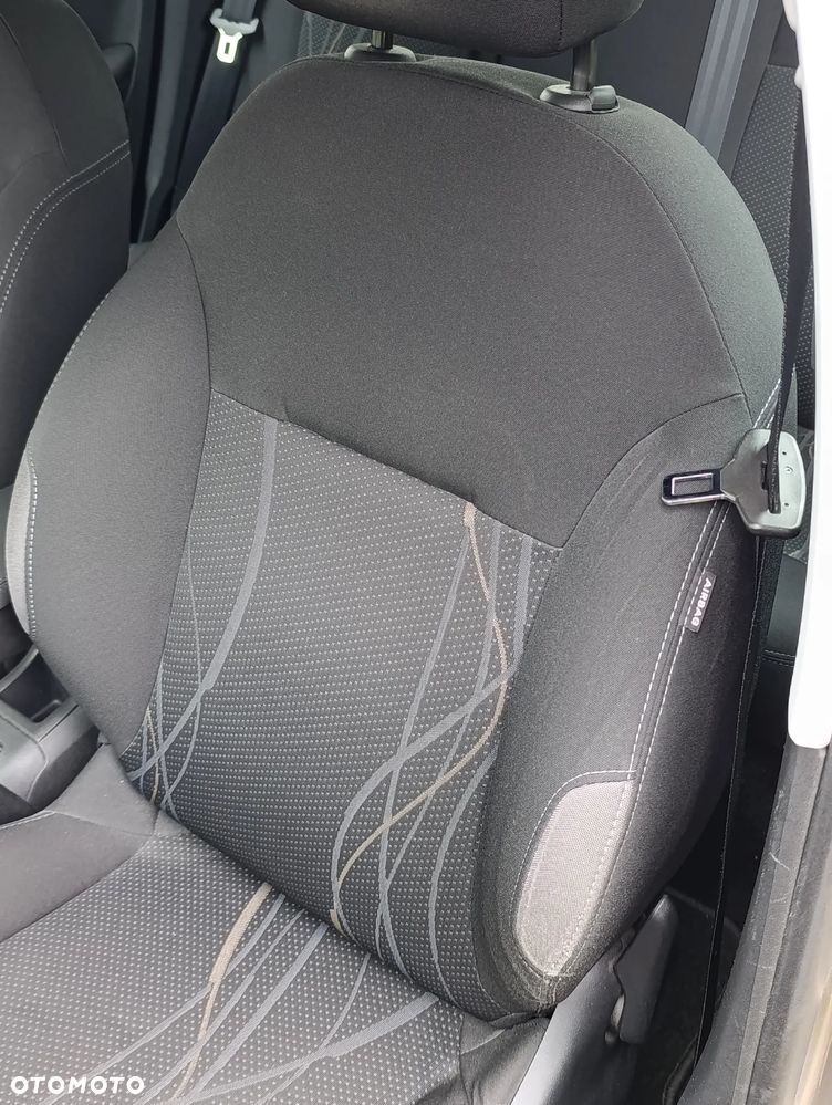 Peugeot 208 1.2 VTi Allure - 13