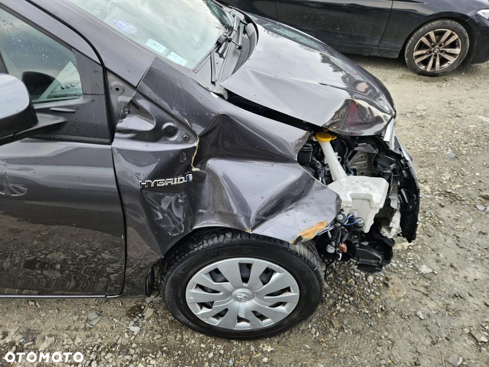 Toyota Yaris 1.5 VVT-i Lounge - 9