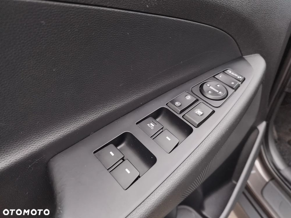 Hyundai Tucson 1.6 GDi Comfort 2WD - 12