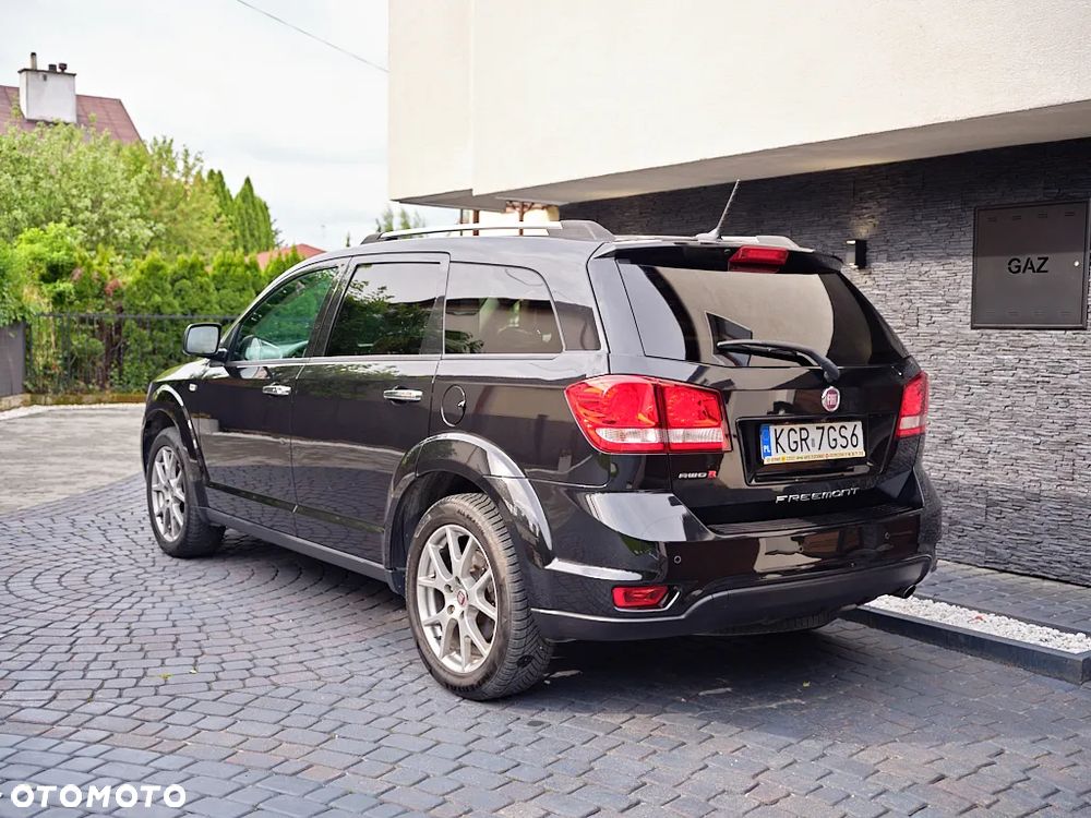 Fiat Freemont 2.0 Multijet Black Code AWD - 8