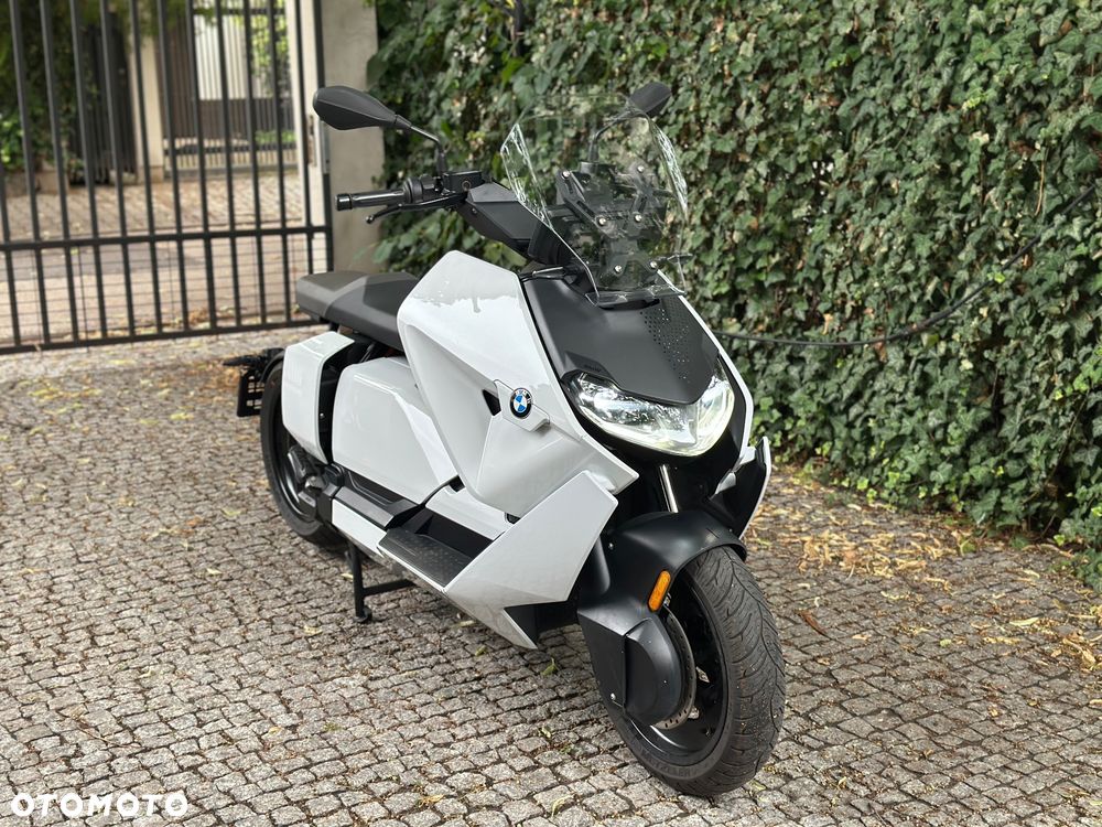 BMW CE 04 - 3