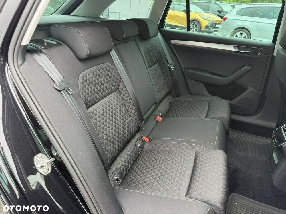 Skoda Superb 2.0 TDI SCR Ambition - 20