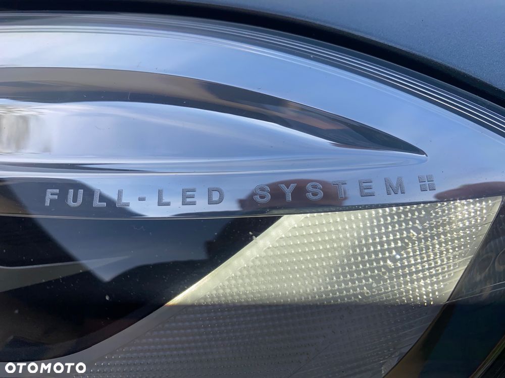 Volvo V40 D2 Momentum - 16