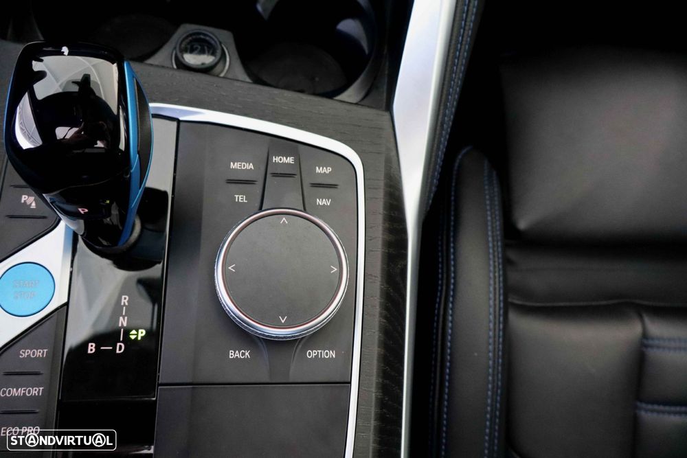 BMW i4 eDrive40 Pack Desportivo M - 50