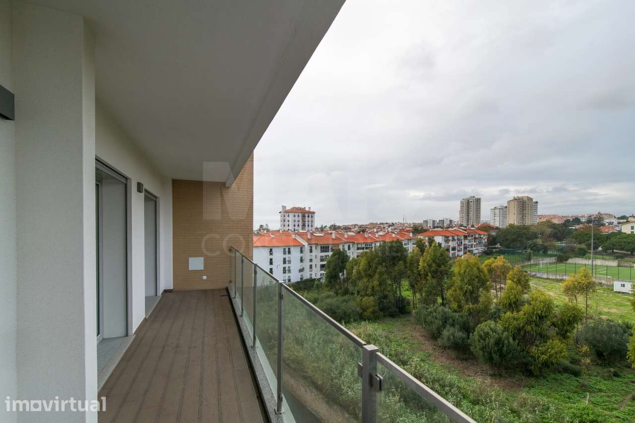 T3 com Terraço e vista mar na Praceta José Figueiredo Fonseca - Grande imagem: 2/42