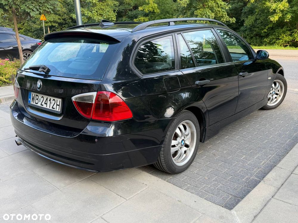 BMW Seria 3 320d - 4