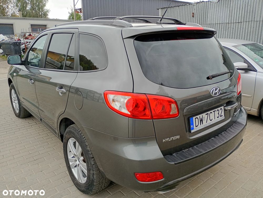 Hyundai Santa Fe - 3