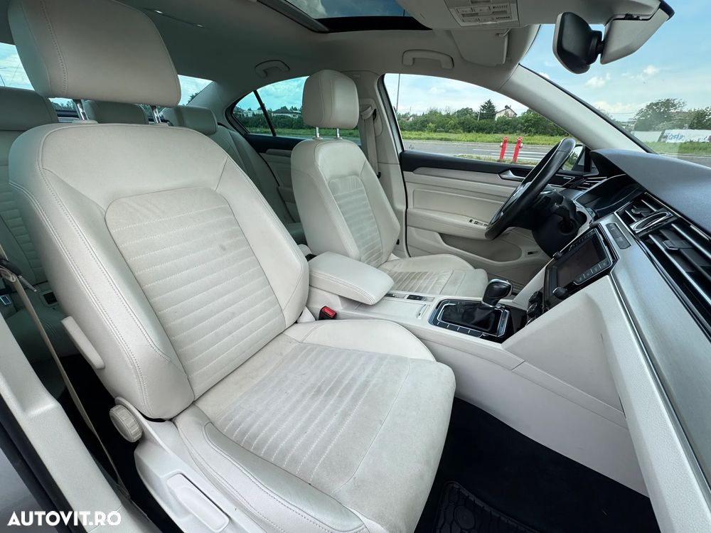 Volkswagen Passat 2.0 TDI SCR 4Motion DSG Highline - 9