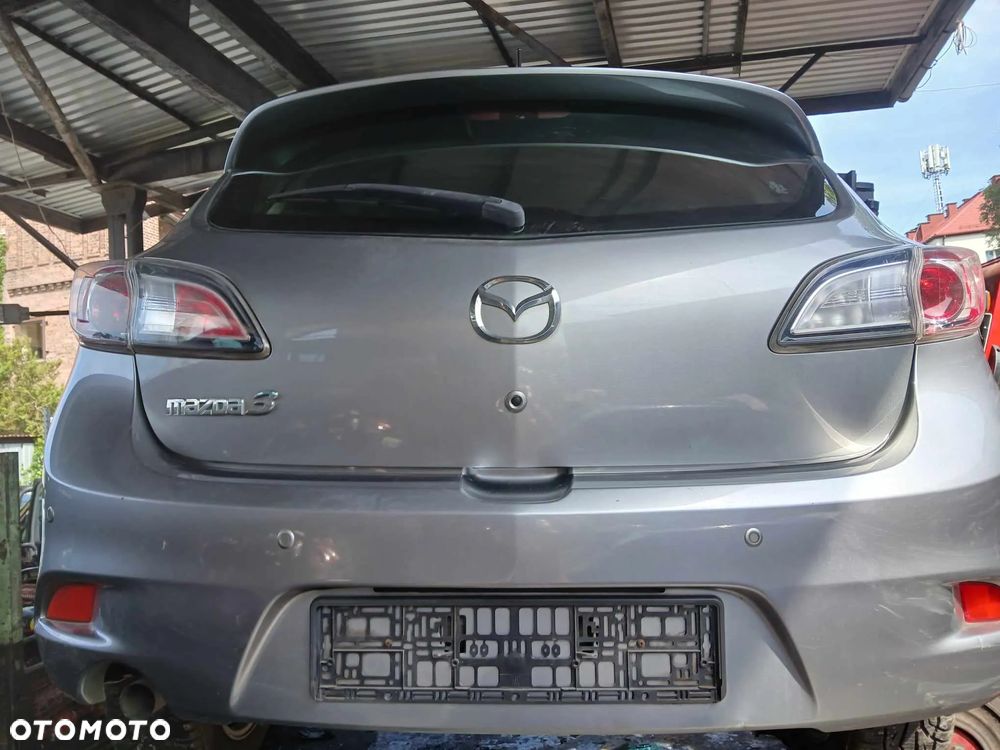 Mazda 3 II generacji Zderzak tylny, lampa tylna lewa, prawa. - 4