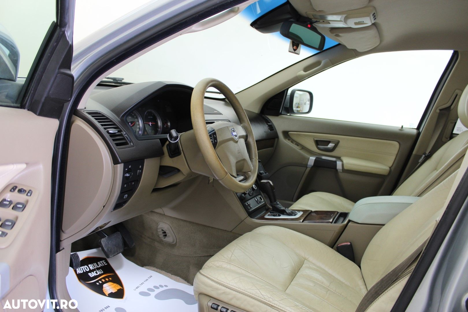Volvo XC 90 - 12