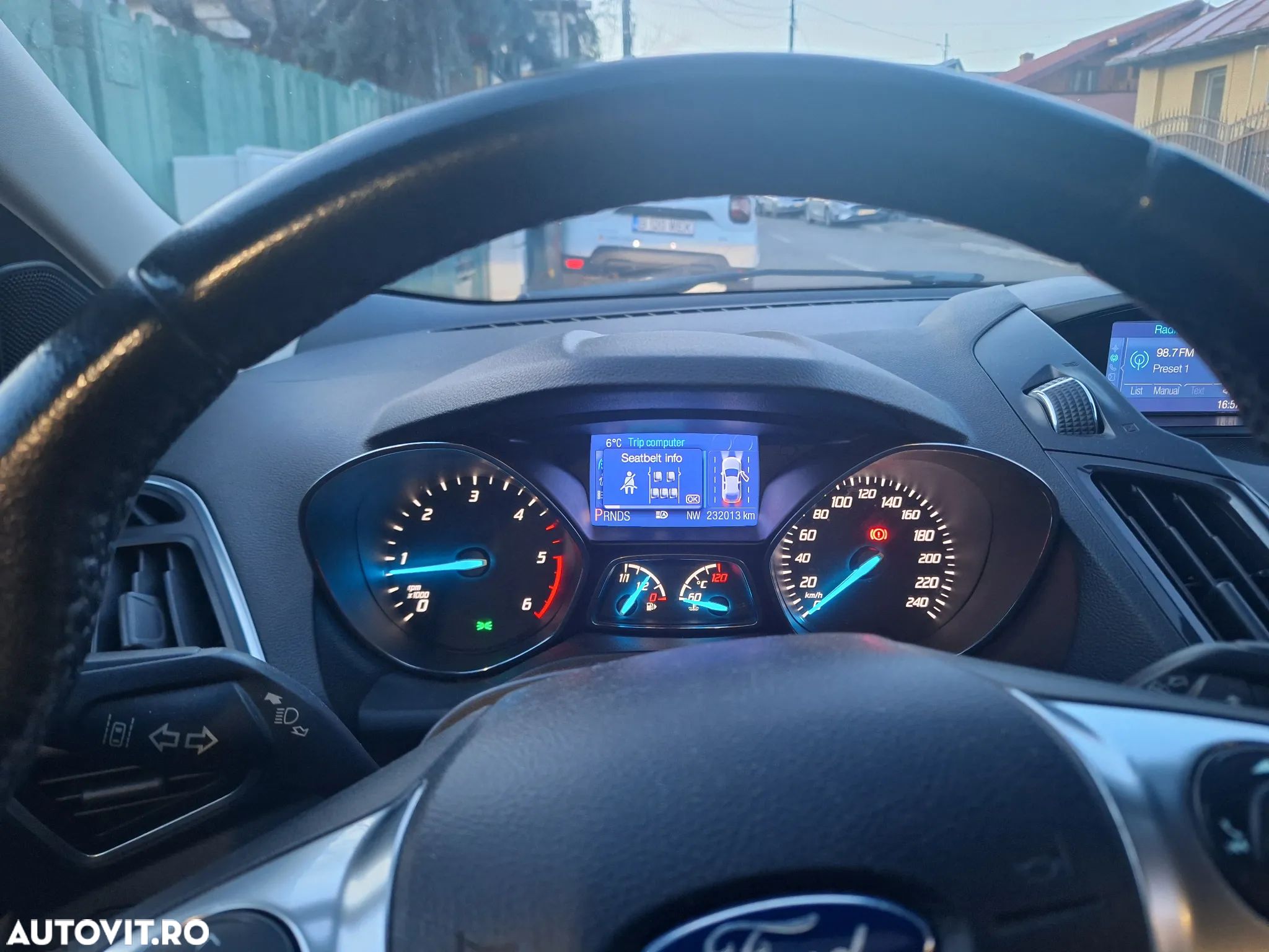 Ford Kuga 2.0 TDCi Powershift 4WD Titanium - 1