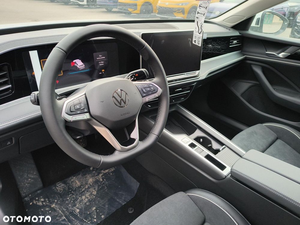 Volkswagen Passat Variant 2.0 TSI Business Plus DSG - 9