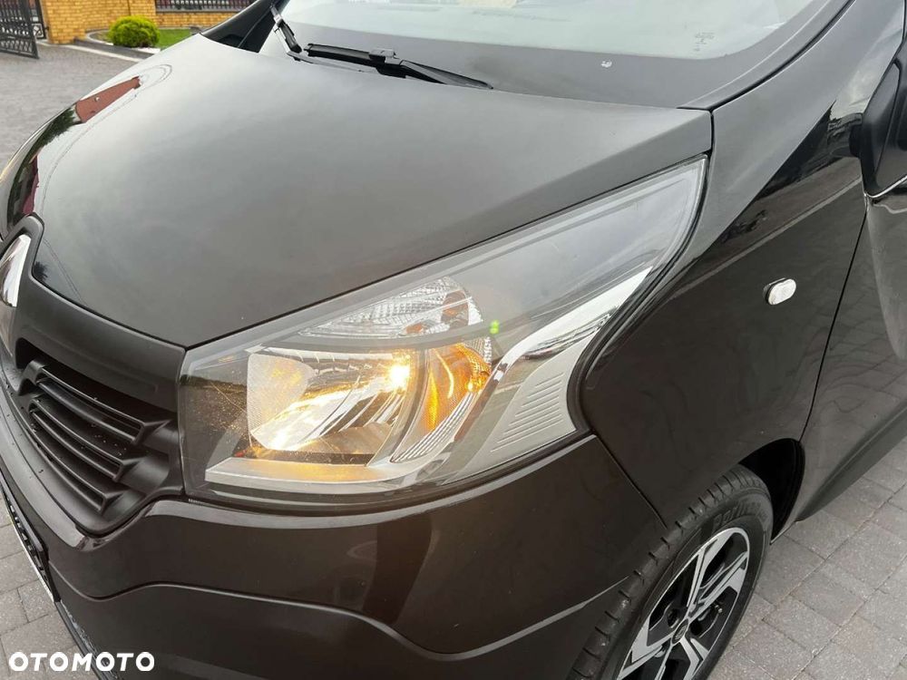 Renault Trafic Long  doka 6-osobowy - 14