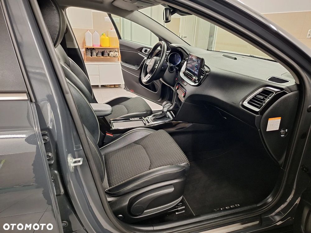 Kia XCeed 1.6 GDI PHEV Business Line DCT - 28