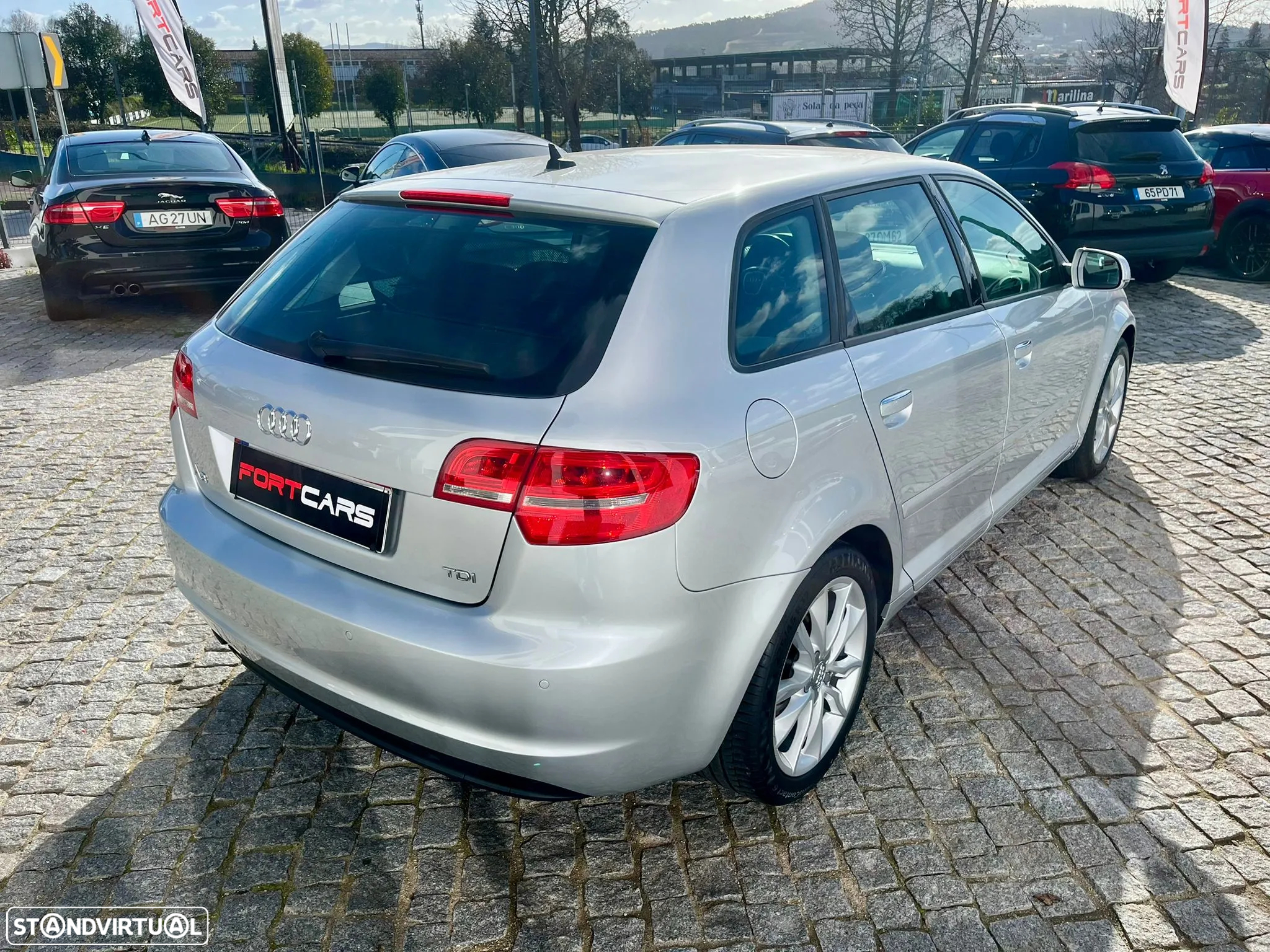 Audi A3 Sportback 1.6 TDI Attraction S-Tronic - 5