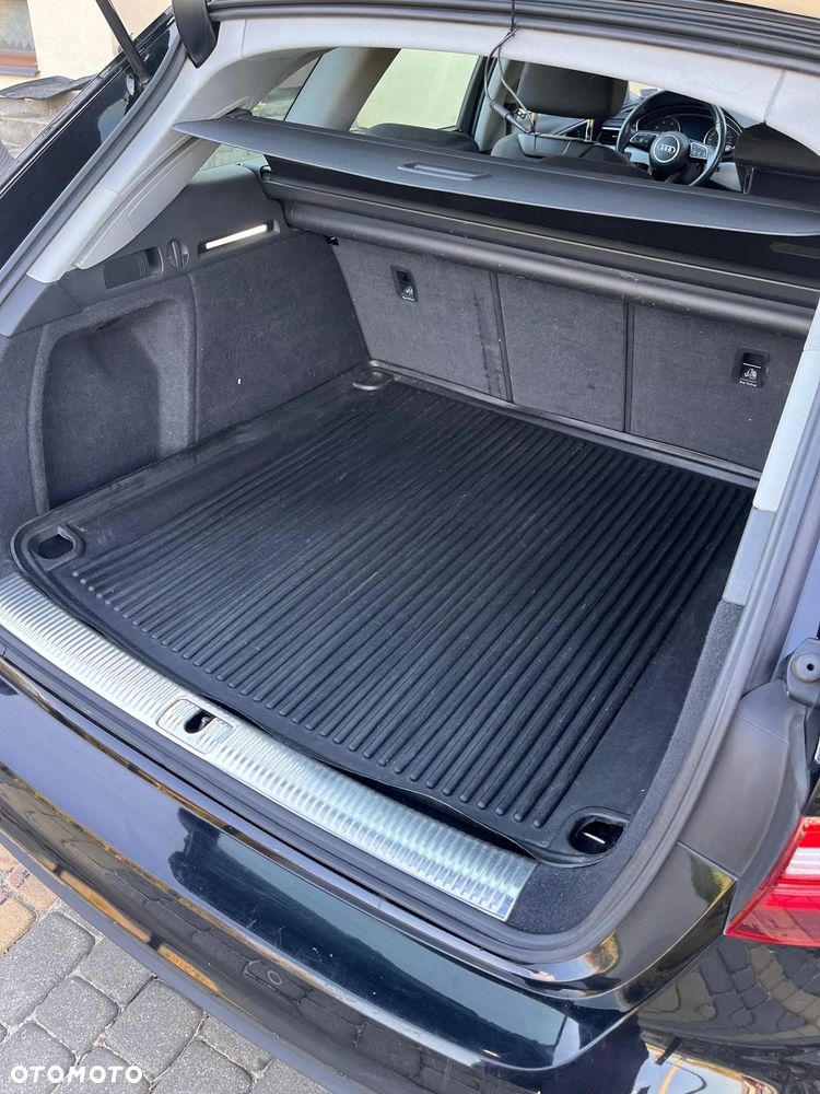 Audi A4 Avant 35 TDI mHEV S tronic - 14