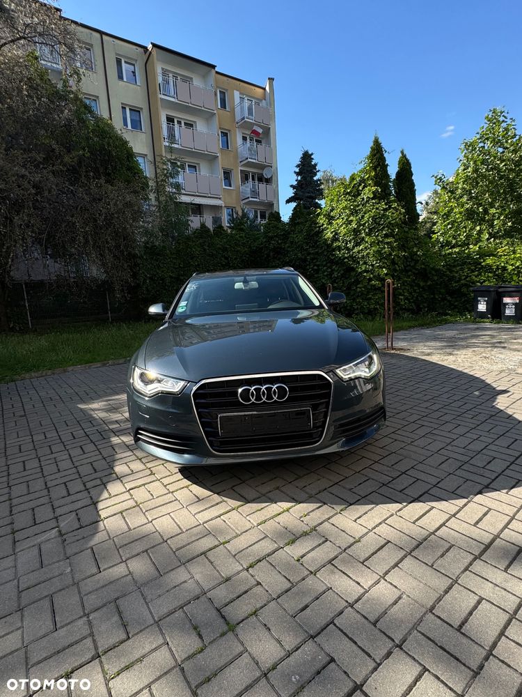Audi A6 Avant - 1