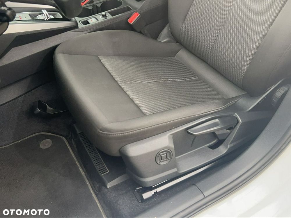 Audi A3 Sportback 35 TFSI mHEV S tronic - 17