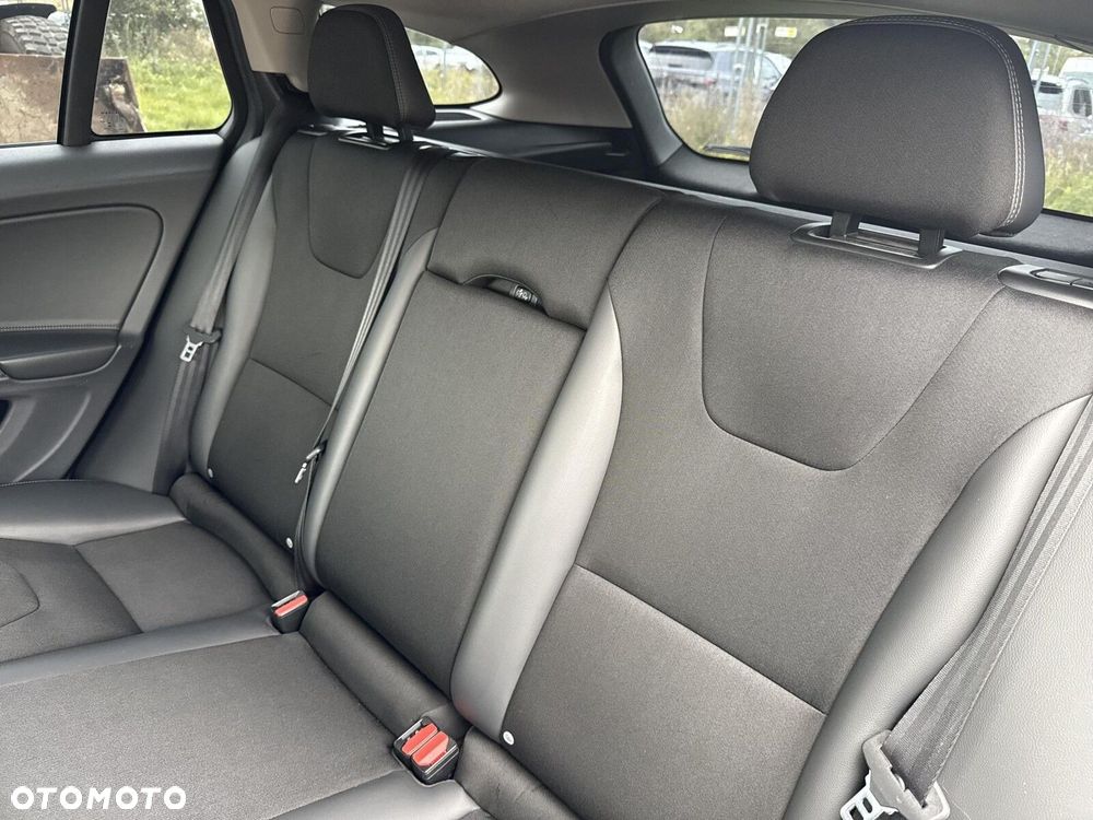 Volvo V60 Cross Country D4 Drive-E Summum - 27