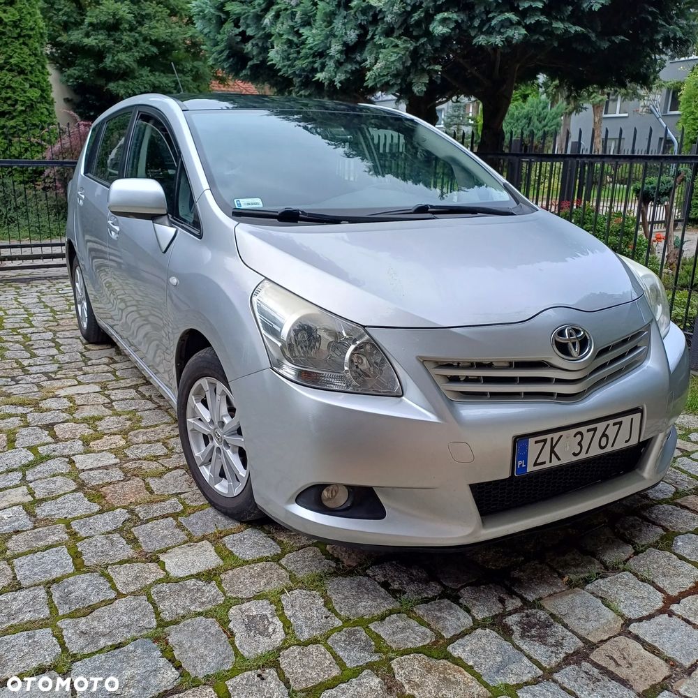 Toyota Verso 2.0 D-4D Premium - 15