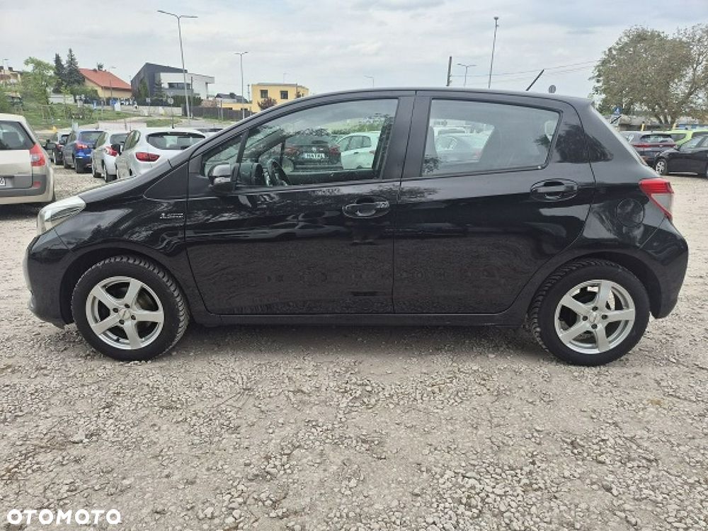 Toyota Yaris - 11