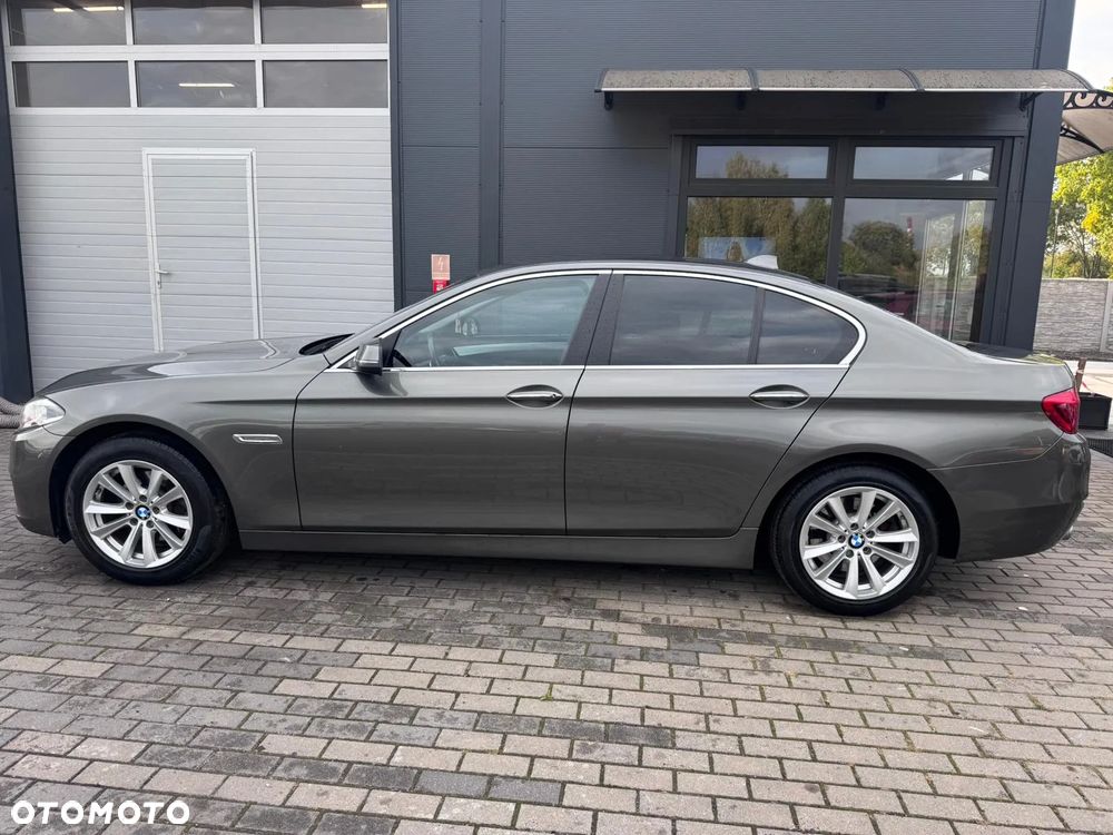 BMW Seria 5 520d xDrive Luxury Line - 17