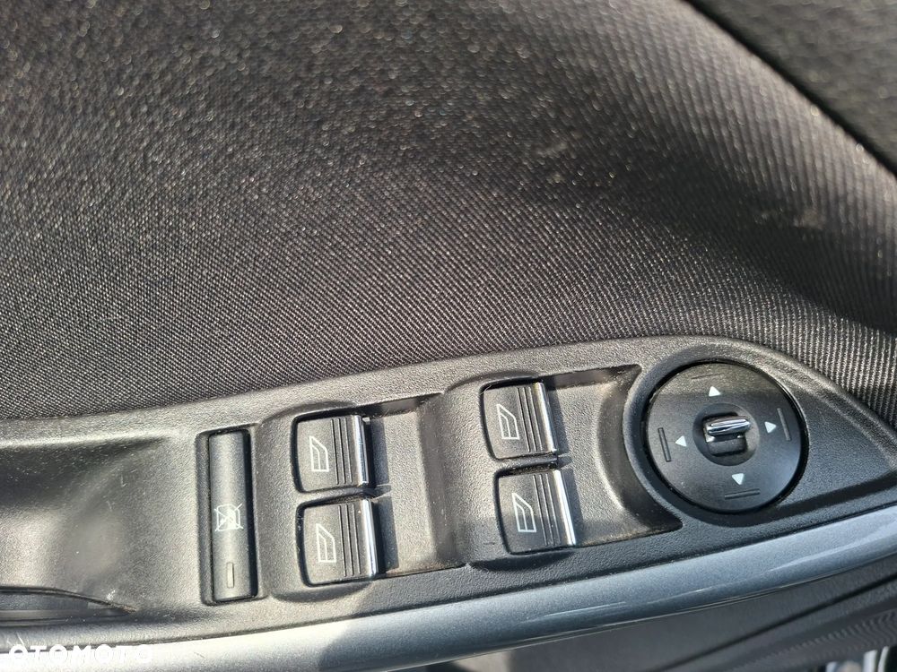 Ford Focus 1.6 TDCi Titanium - 19