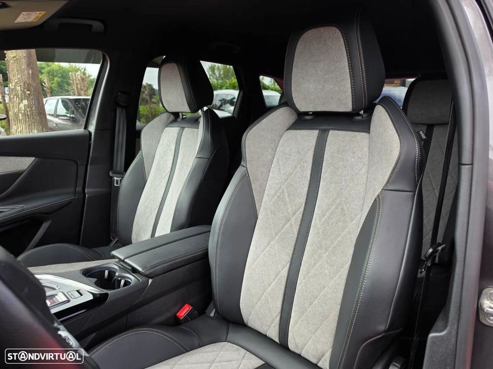Peugeot 3008 1.6 Hybrid4 GT e-EAT8 - 9