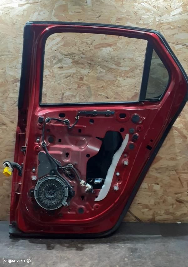 Porta Trás Dto Opel Corsa F - 5